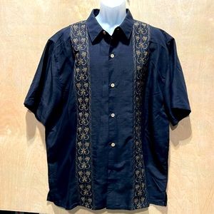 Men's Island Republic button-down short-sleeved shirt